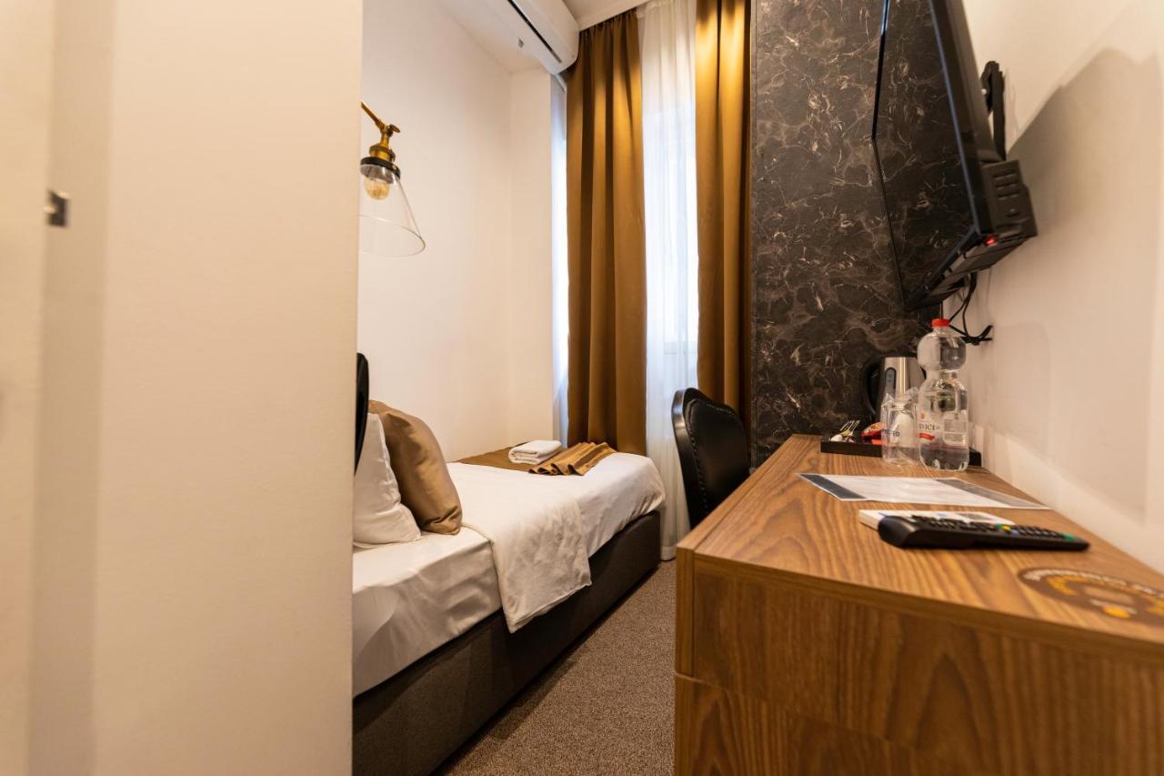 Hotel Union Belgrado Esterno foto